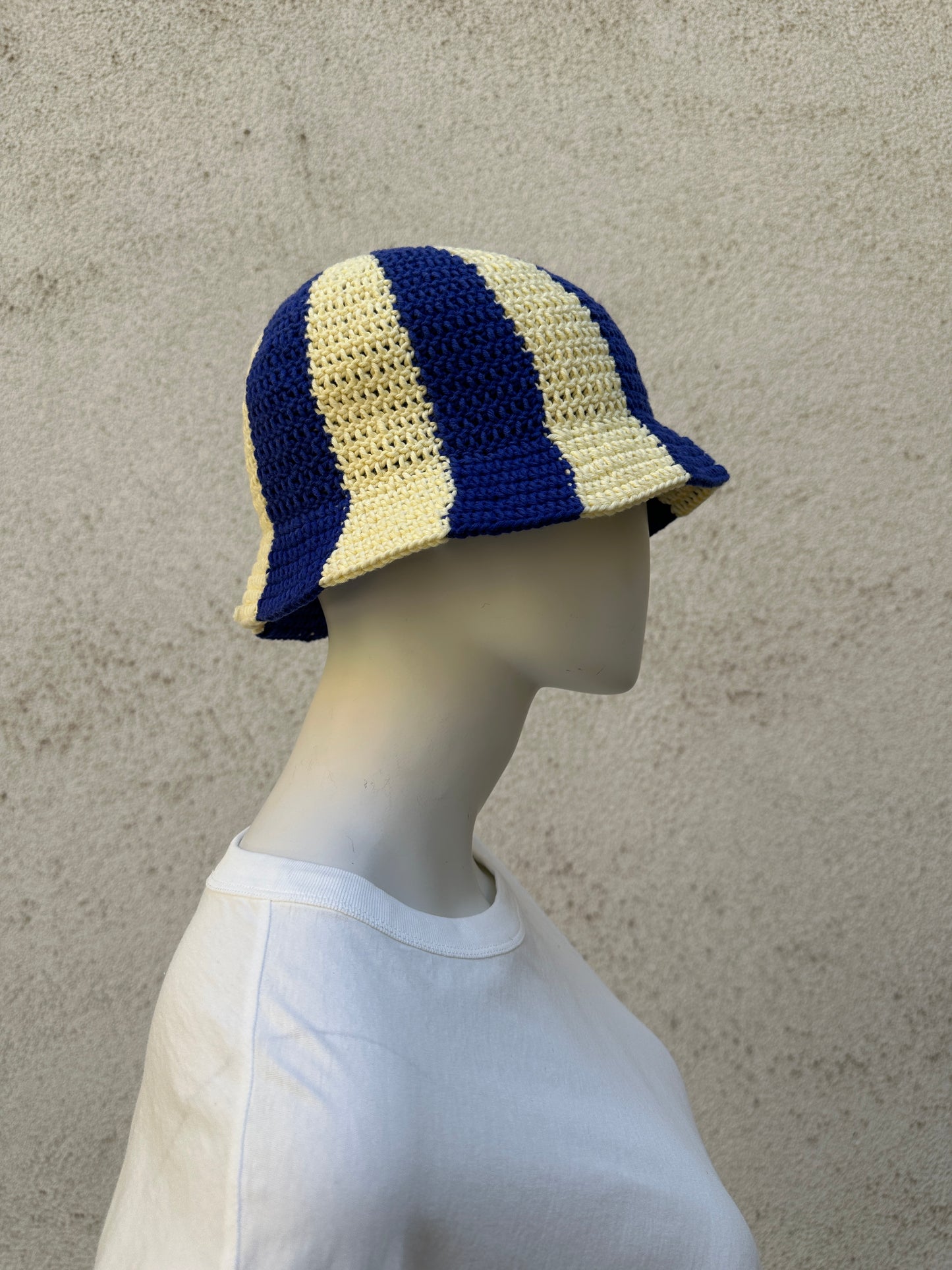 AMBA AMBA - Bucket Hat - big stripe creme