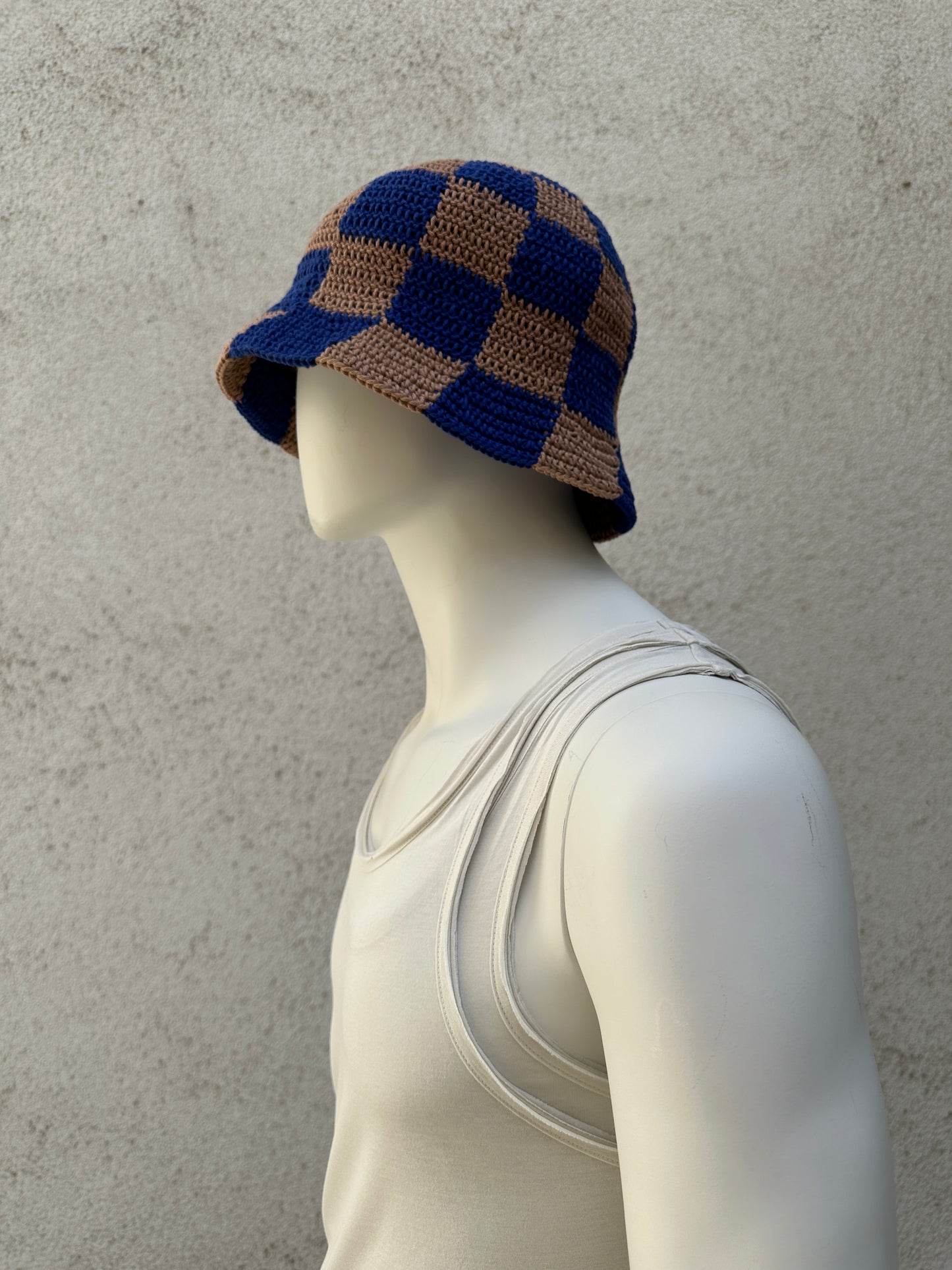 AMBA AMBA - Bucket Hat - checked brown blue