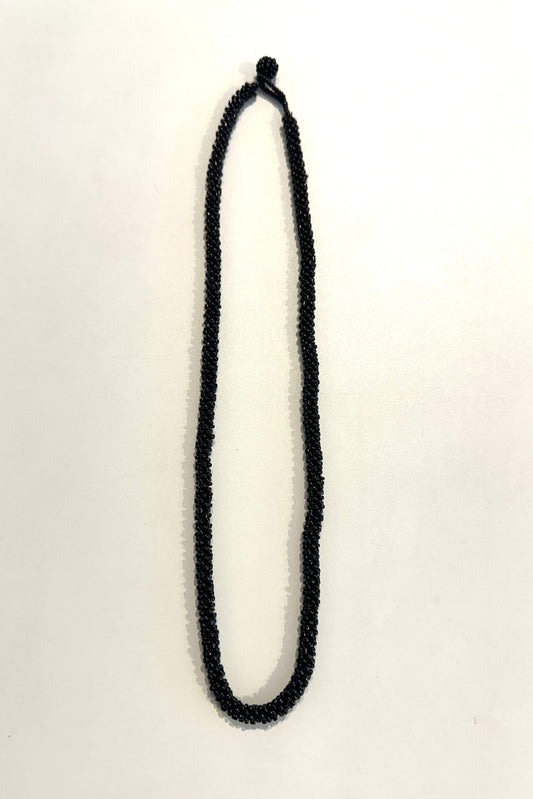 AMIKE - Single Liner Necklace, black