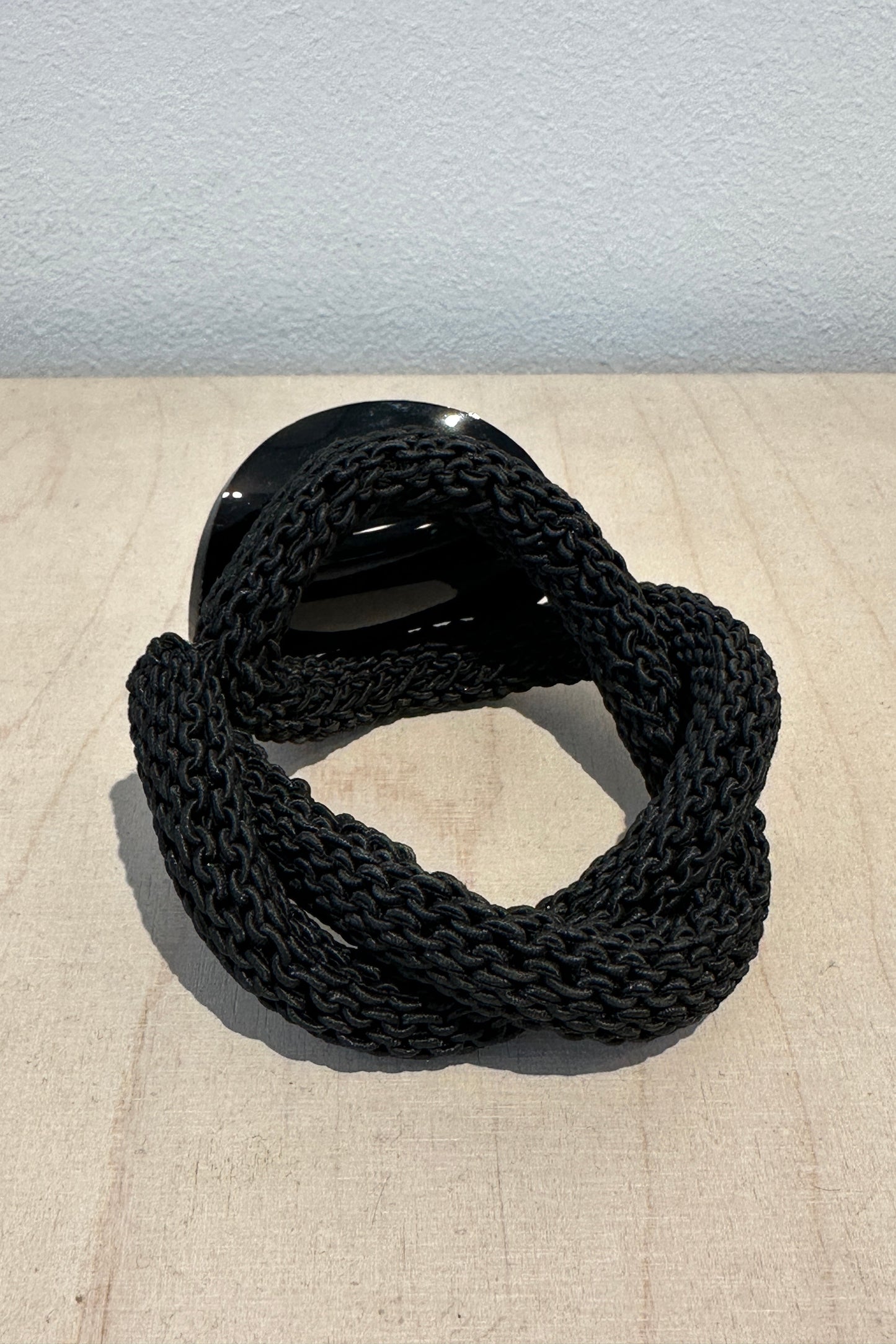 ESTEMPORARY + PRONINA - EE12 Shell Bracelet