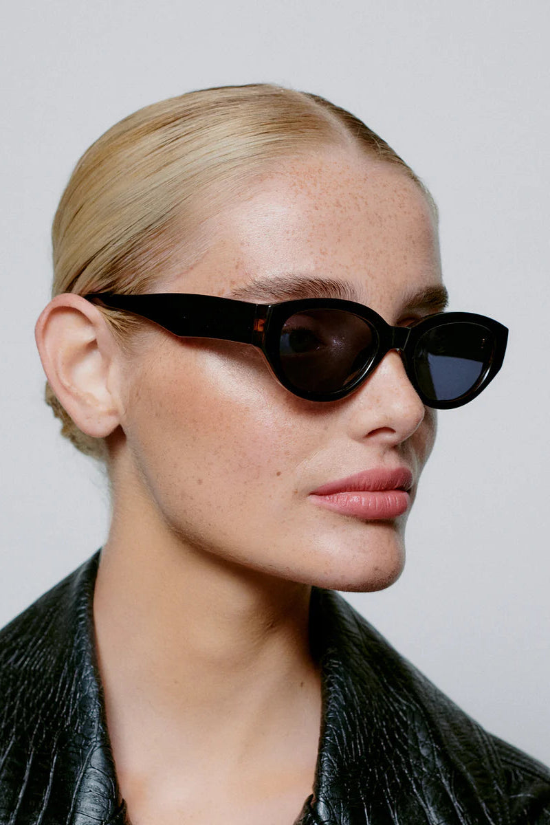 A.KJAERBEDE - Winnie