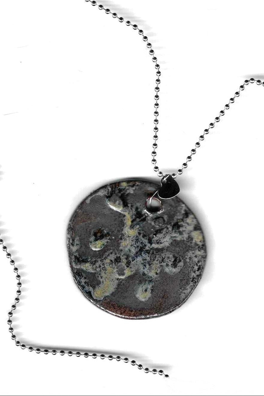 Szenaryo - Dark Blue/Brown Circle Ceramic Necklace