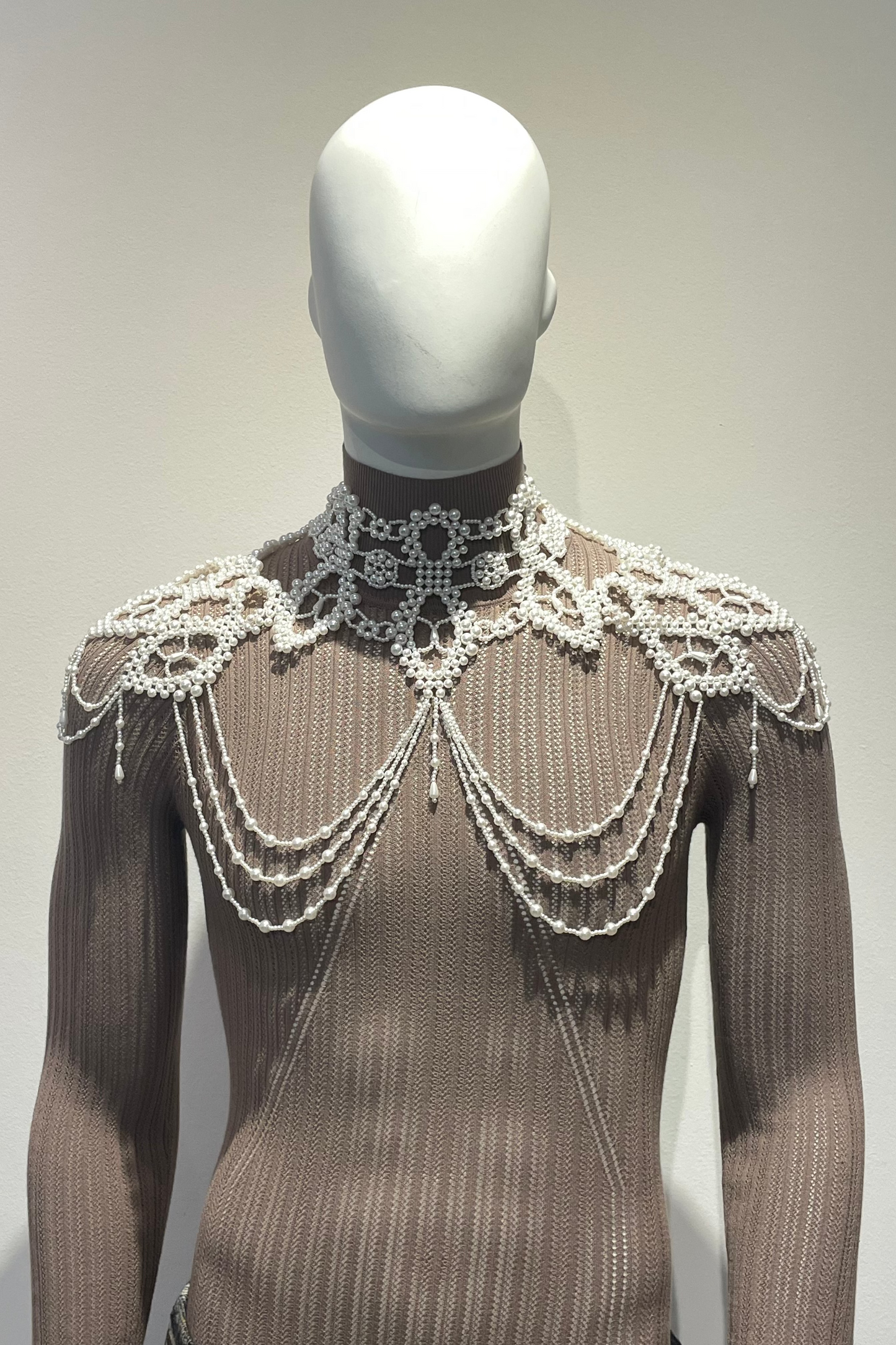 AMIKE STUDIO - Collar Of Pearls