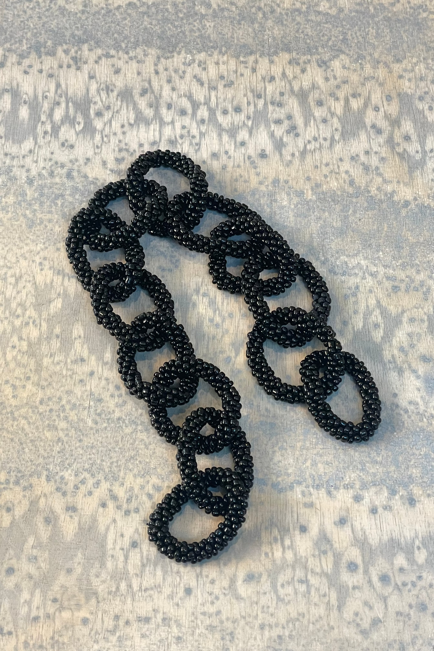 AMIKE - Chain - black