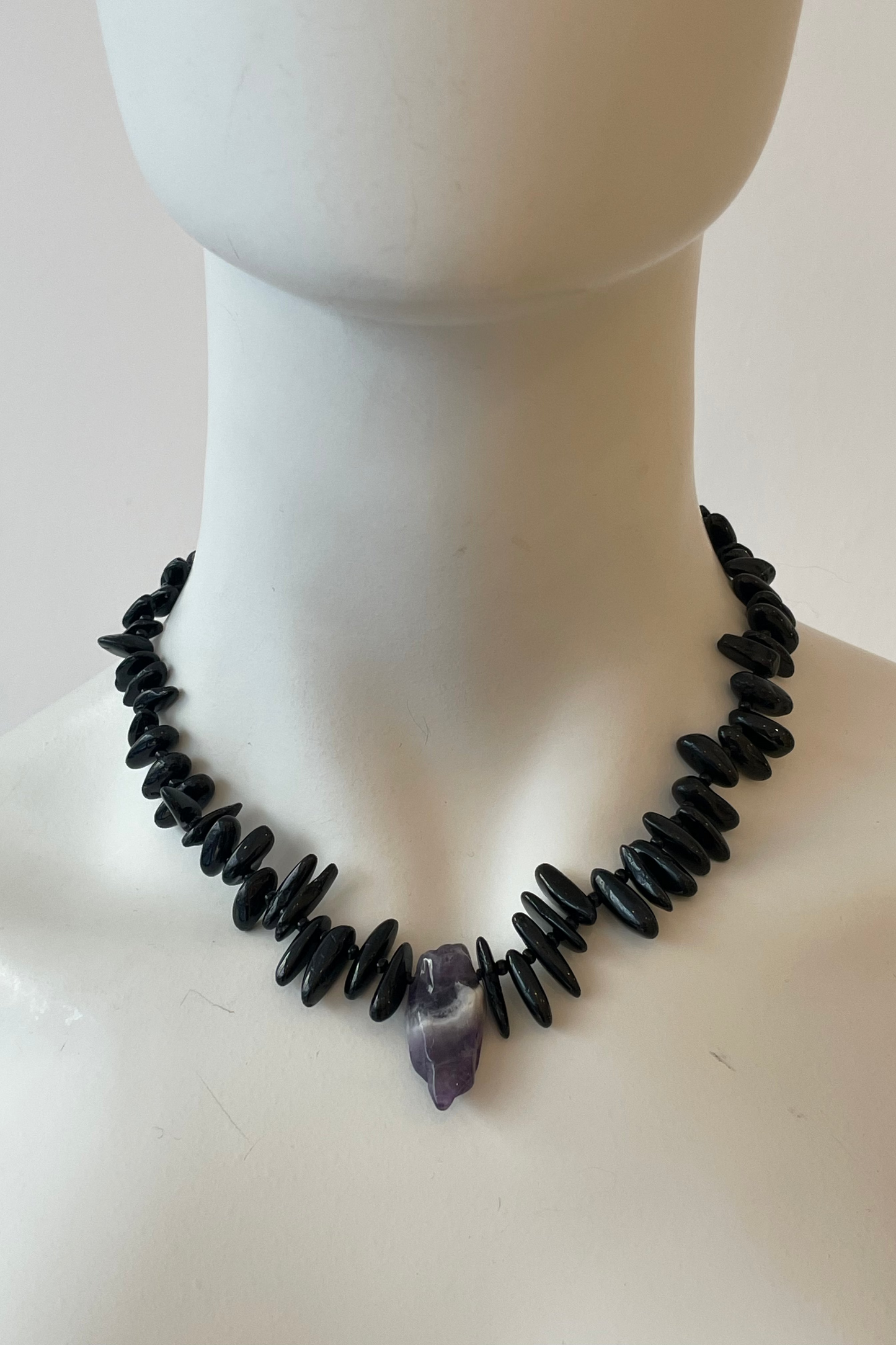 AMATISTA - La Noche, necklace