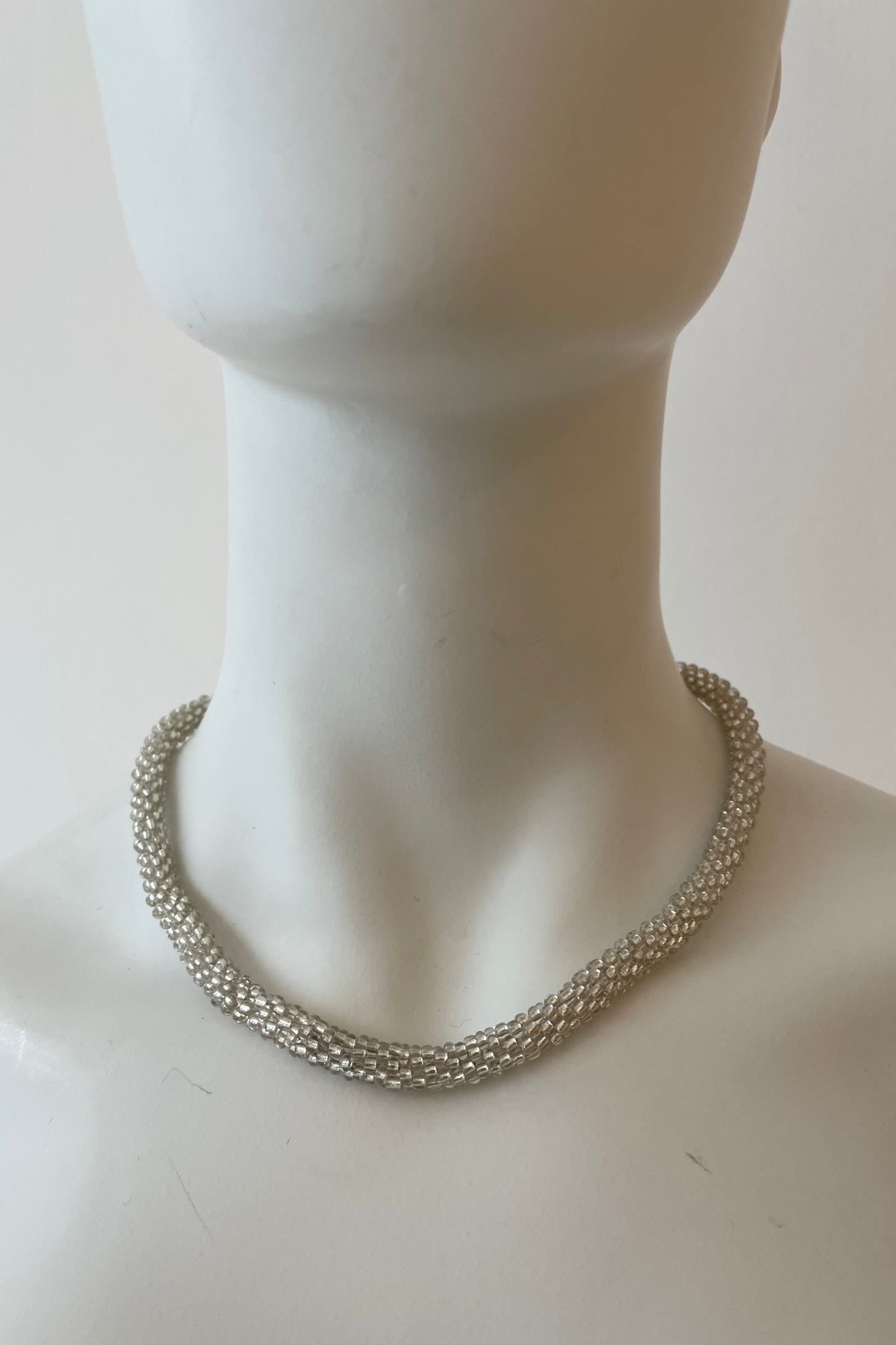 AMIKE - Single Liner Necklace, silver
