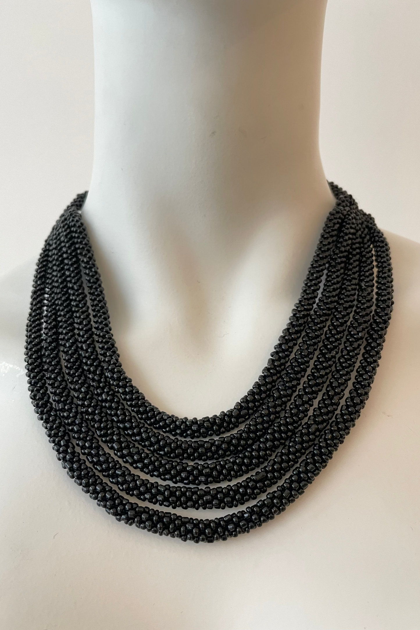 AMIKE - Five Liner, black