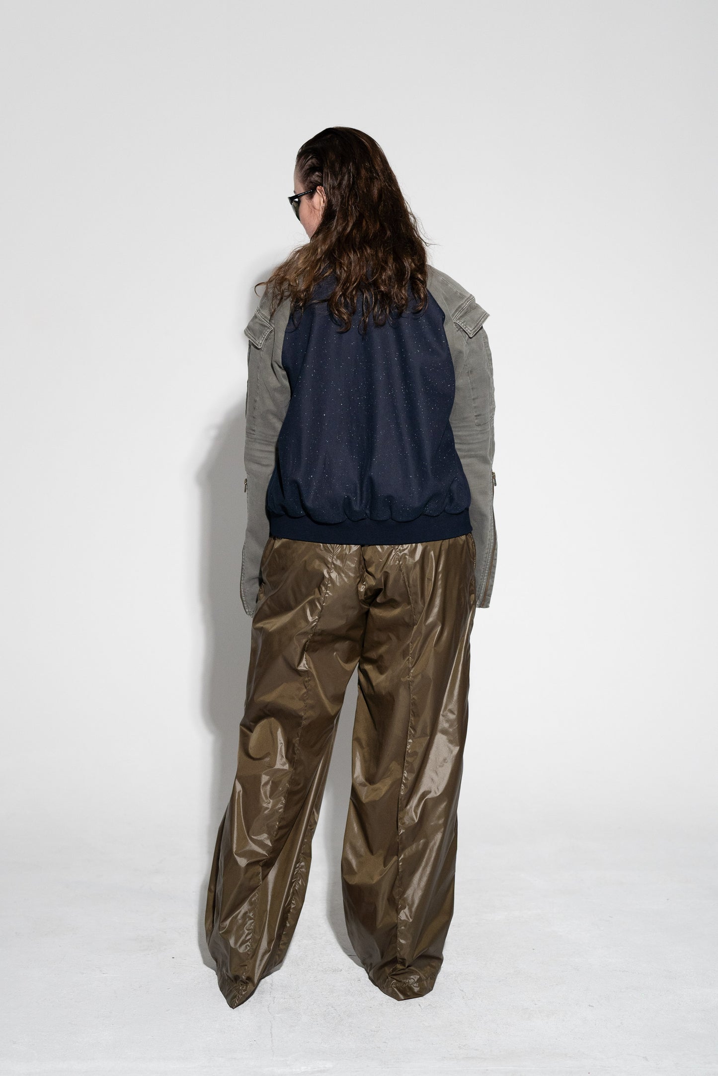 STUDIO SCHMITD- ECHO TROUSERS - Oliv Nylon